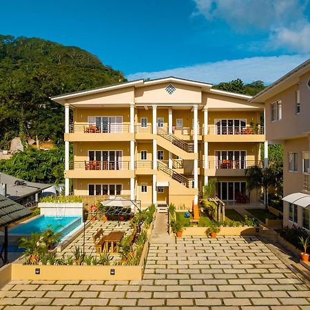 Aparthotel Tropical Hideaway Beau Vallon  Zewnętrze zdjęcie