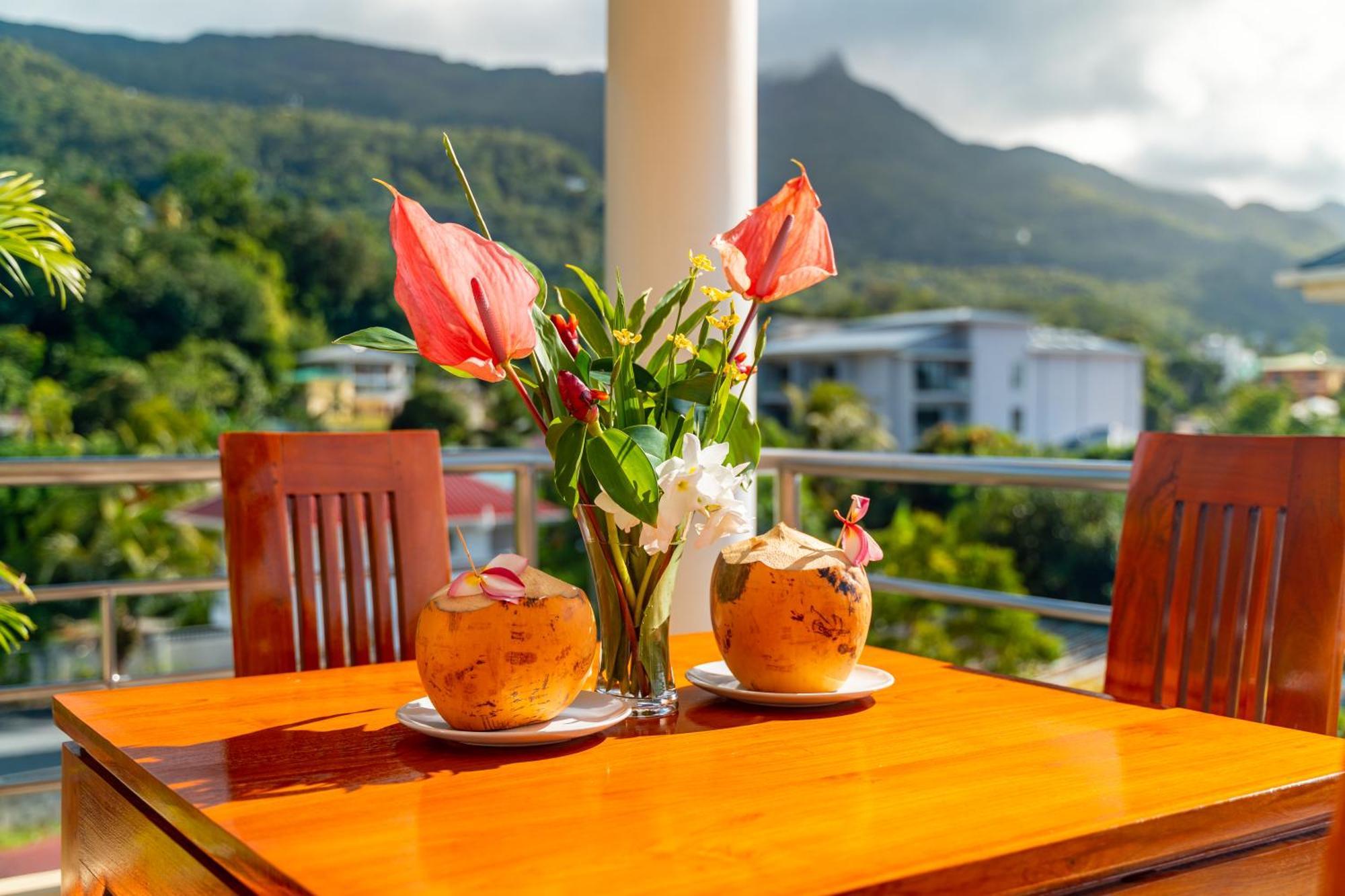 Aparthotel Tropical Hideaway Beau Vallon  Zewnętrze zdjęcie