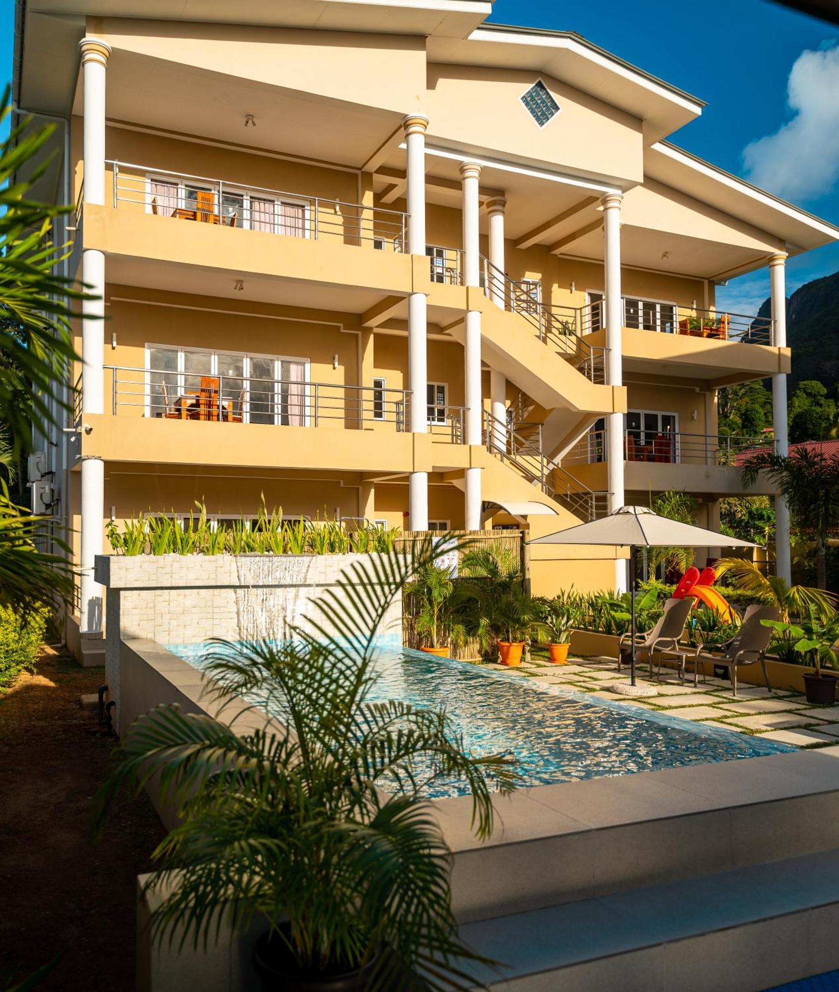 Aparthotel Tropical Hideaway Beau Vallon  Zewnętrze zdjęcie