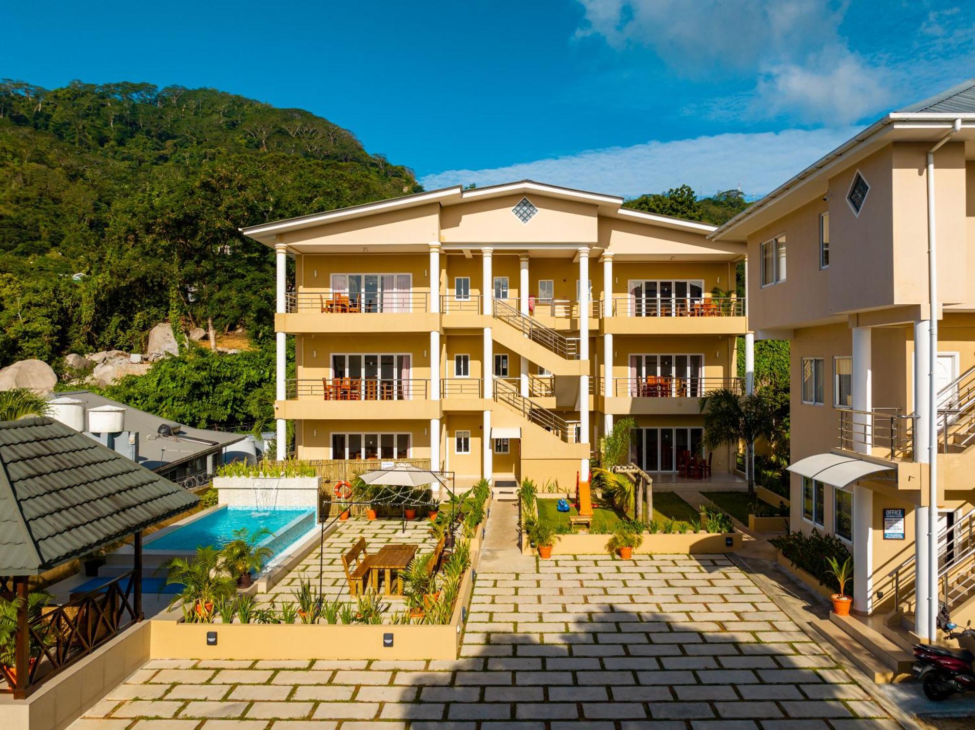 Aparthotel Tropical Hideaway Beau Vallon  Zewnętrze zdjęcie