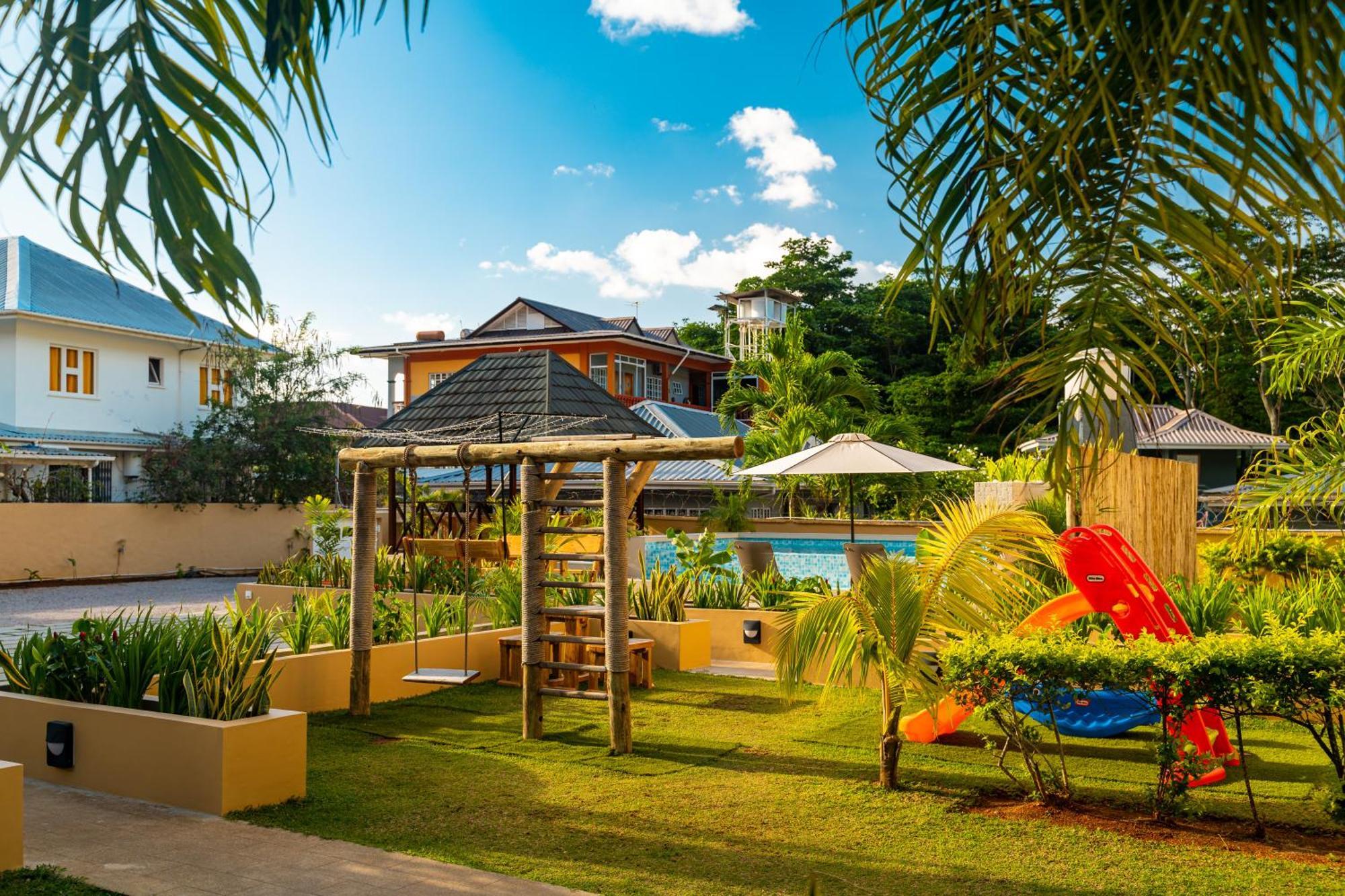 Aparthotel Tropical Hideaway Beau Vallon  Zewnętrze zdjęcie